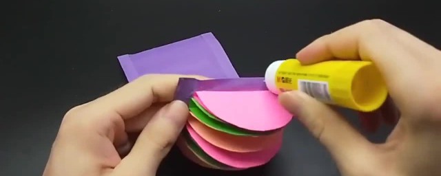 手工灯笼怎样做的又简单又漂亮 手工灯笼制作办法