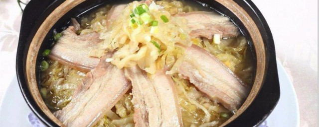 酸菜白肉的做法和步骤 酸菜白肉的做法和步骤是什么