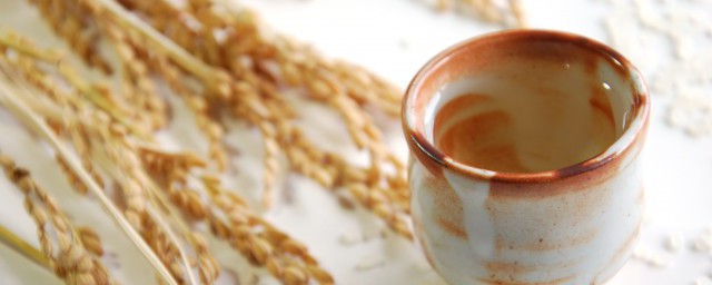 怎么判断陶瓷杯子有毒 怎样判断陶瓷杯子有毒