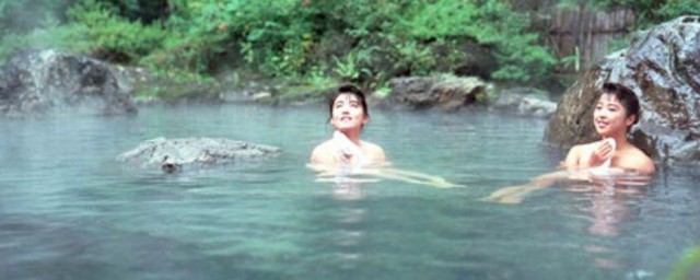 夏天泡温泉注意事项 夏天泡温泉注意什么事项