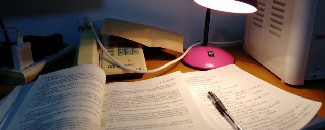 江州司马青衫湿的上一句是什么 江州司马青衫湿原文阅读