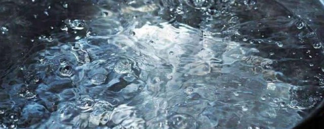 铝壶烧水对人有害吗 铝壶烧水有什么危害