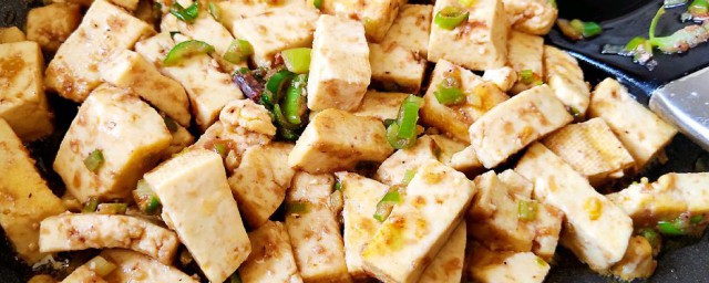 虾酱炒豆腐起泡泡诀窍 虾酱炒豆腐起泡泡方法