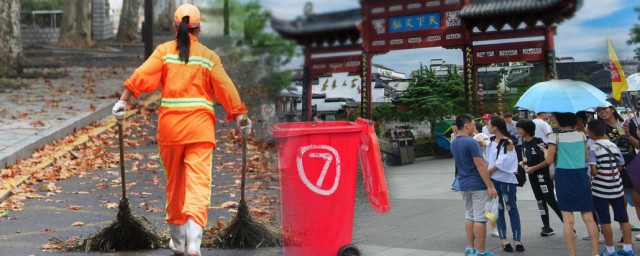 清洁工穿的衣服叫什么 清洁工穿的衣服名字
