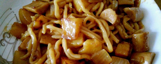 土豆焖面的做法 土豆焖面的制作方法