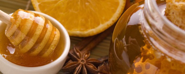 蜂蜜什么作用 蜂蜜的作用介绍