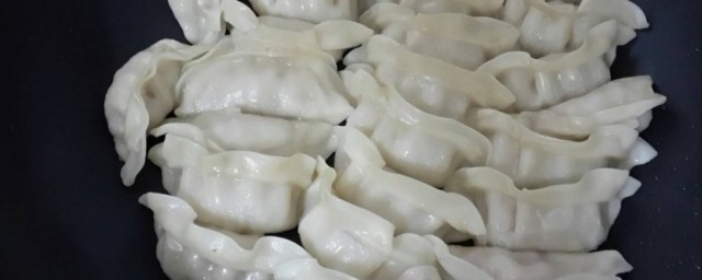 冻饺子煮8分钟能熟吗 冻饺子煮8分钟熟了吗