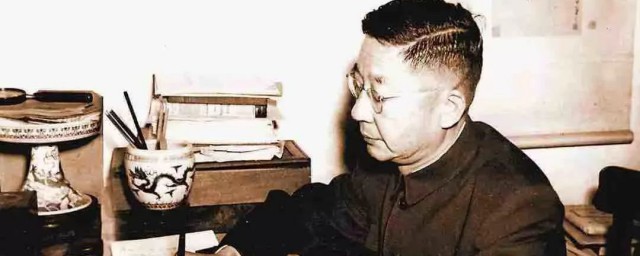 关于老舍的背景资料 关于老舍的背景资料介绍