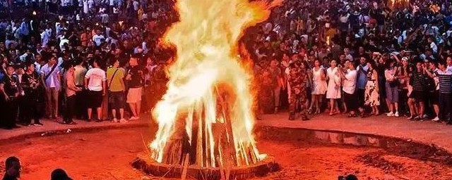 火把节是哪个民族的节日古尔邦节 火把节是什么民族的节日