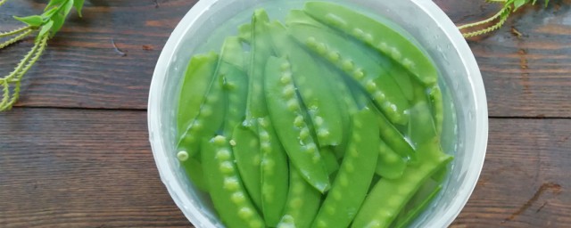 荷兰豆炒之前要焯水吗 荷兰豆要焯水吗