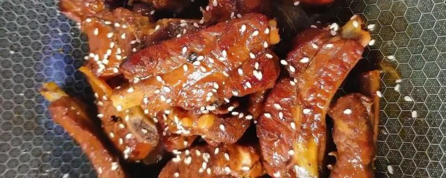 糖醋排骨先煮后腌再炸如何腌 糖醋排骨先煮后腌再炸怎么腌