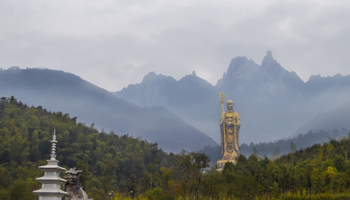 九华山道场是哪位菩萨的