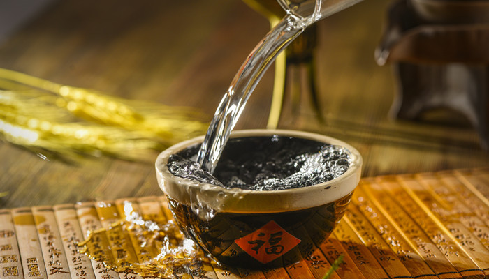 酒精能导电吗