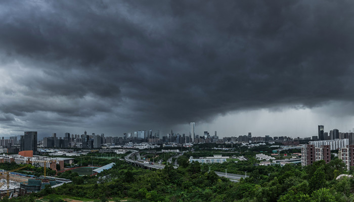 用炮打云下雨是什么原理