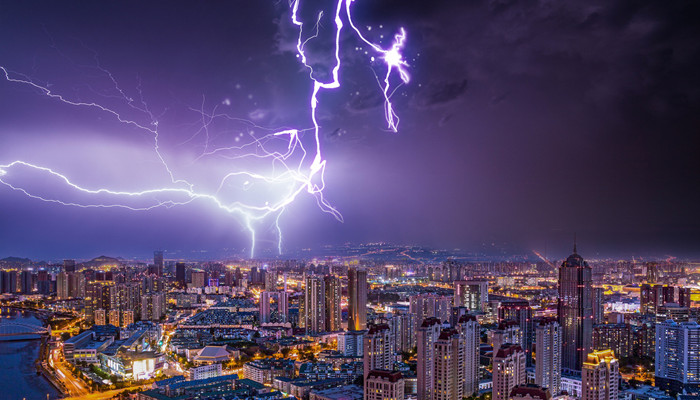 发明避雷针的是谁