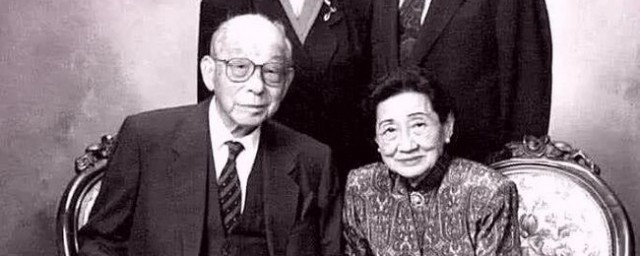 张学良一生简介 关于张学良一生的简介