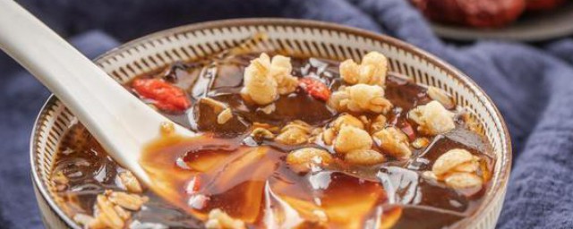 冰粉的做法与配方是什么 冰粉的做法与配方