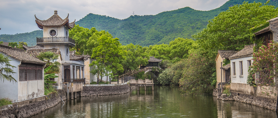 山东省梁山县属于哪个市