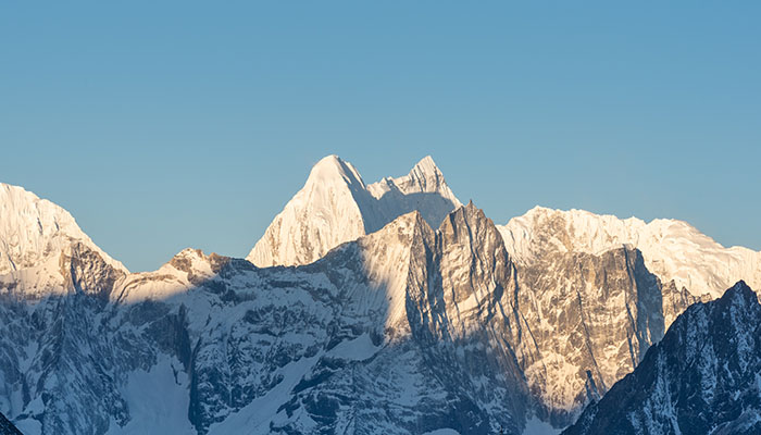 五岳之首是哪座山