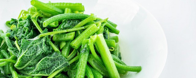 蔬菜焯水是什么意思 蔬菜焯水的意思是什么