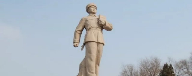 介绍雷锋的事迹 雷锋英雄的事迹有哪些呢