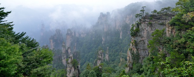 张家界天子山景点介绍 张家界天子山景点简介