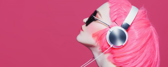 我陷在爱里面歌词 我陷在爱里面是什么歌曲