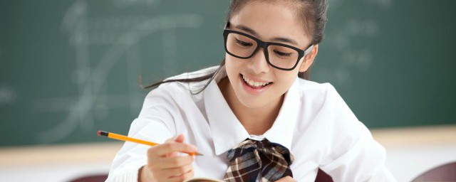 叶公好龙告诉我们什么道理? 叶公好龙故事对我们的启发