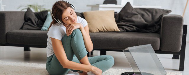 人最怕就是动了情歌词 人最怕就是动了情歌曲简介
