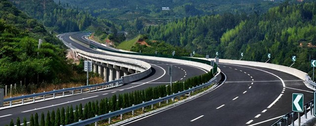 2023年高速收费价目表 关于2023年高速收费价目表简介