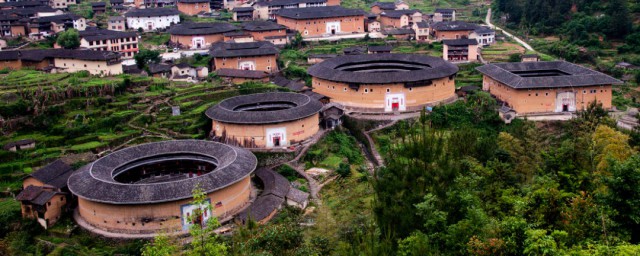 福建土楼的由来 福建土楼的来历