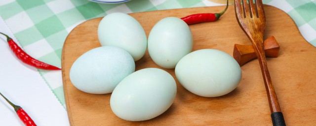 怎样储存咸鸭蛋 如何保存咸鸭蛋
