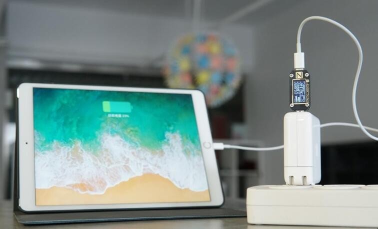 ipad边充电边玩好吗