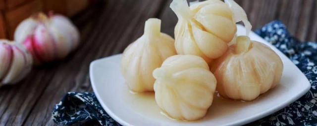 白糖蒜的腌制方法大全 最美味的糖蒜做法三则分享