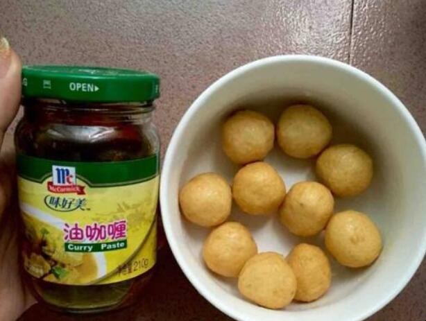 咖喱鱼蛋的做法次序是什么