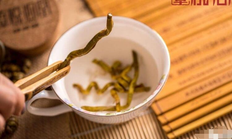 铁皮石斛如何泡水喝