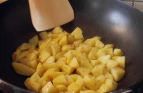 锅巴土豆怎么做