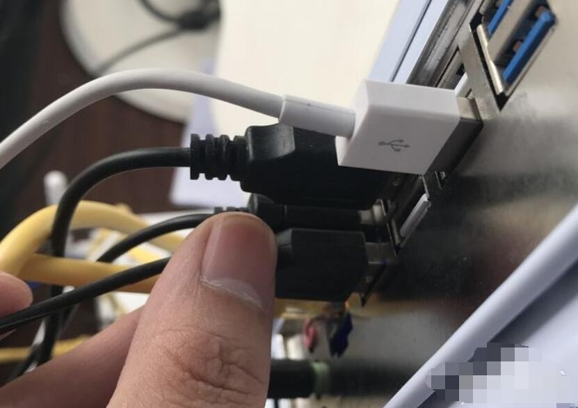 电脑音箱怎么插