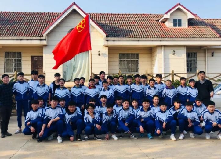 江西西山学校的历史沿革是什么