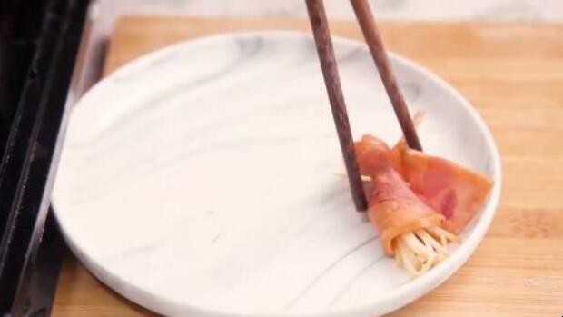 培根金针菇卷怎么做