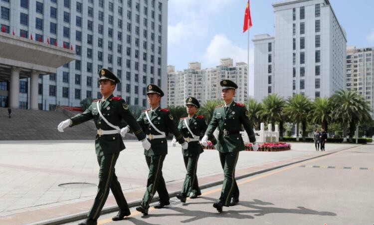 执勤和值勤的区别是什么