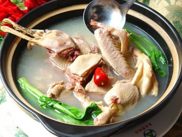 清炖鸭子怎么做好吃
