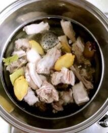 黄焖羊肉怎么做