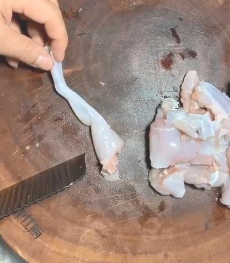 水煮牛蛙的家常做法是什么
