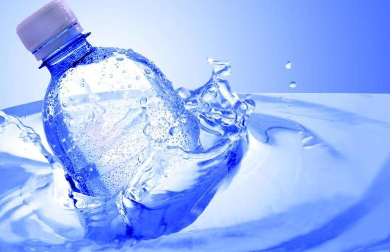 矿泉水是溶液吗