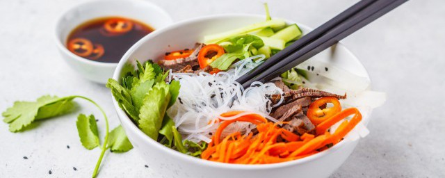 酸辣米线的制作方法 怎么制作酸辣米线