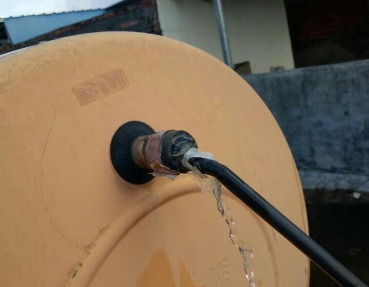 太阳能密封圈漏水怎么维修
