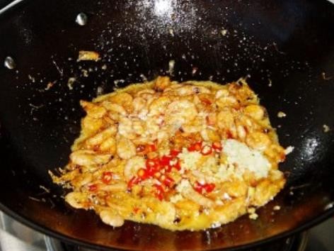 小虾怎么炒好吃又简单