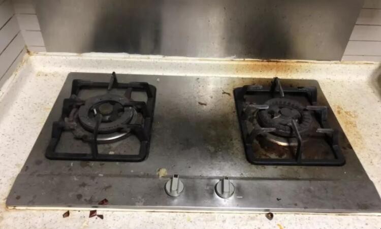 厨房重度油污如何清洗