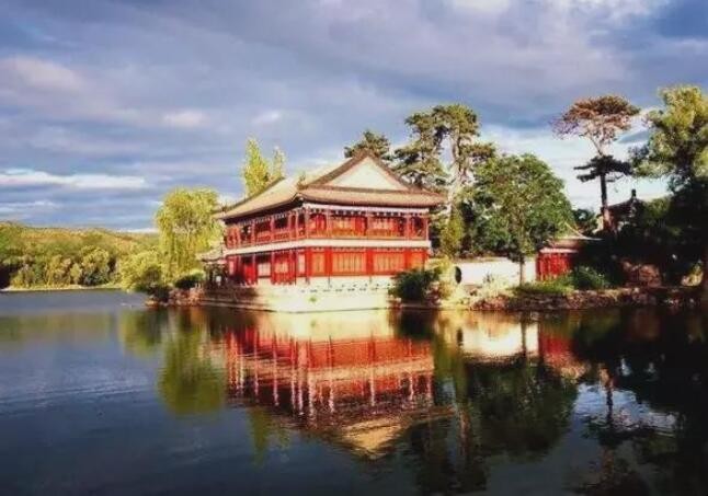 长虹饮涧的意思是什么